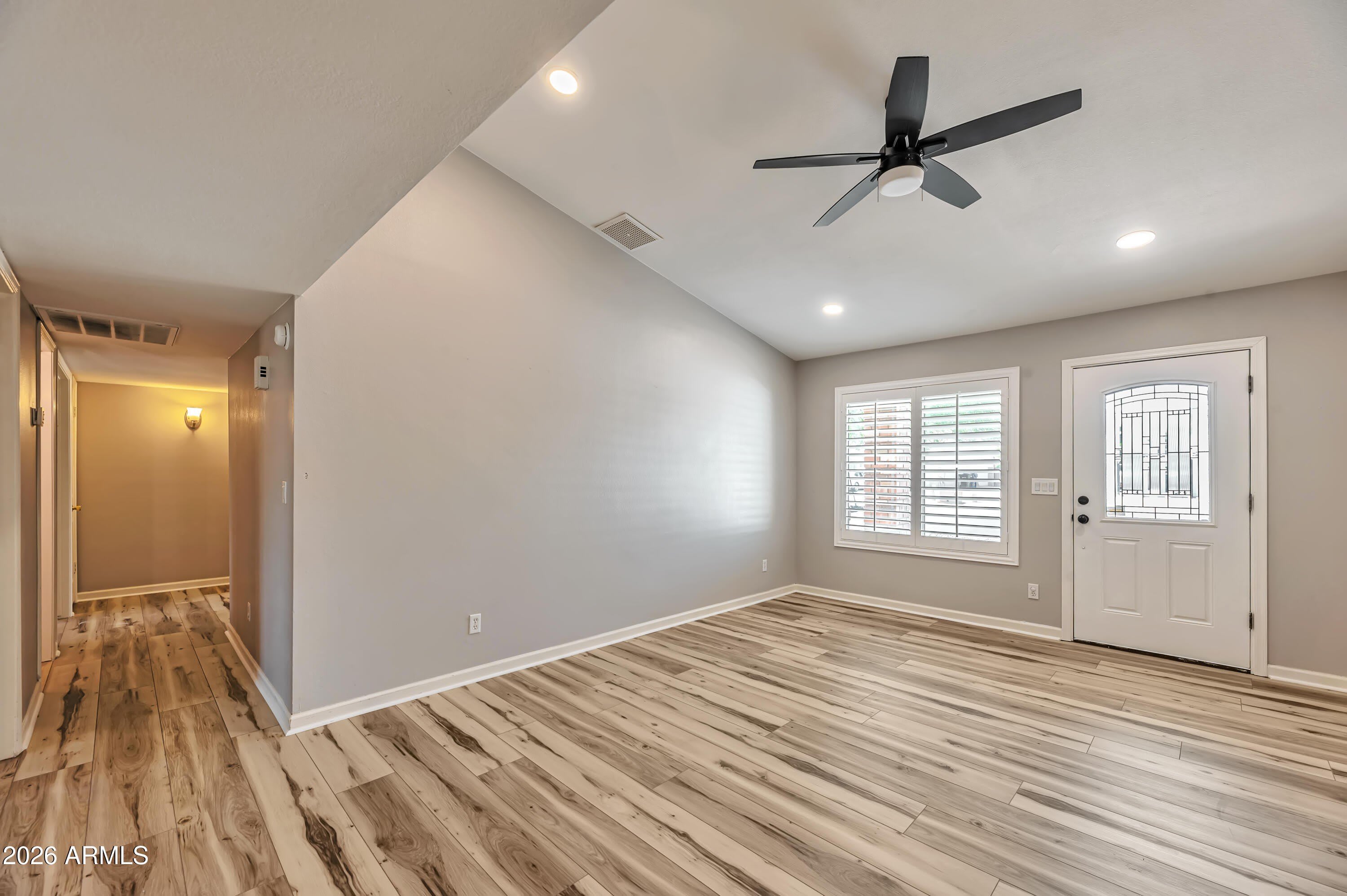 6502 E GRANDVIEW Drive – photo 3