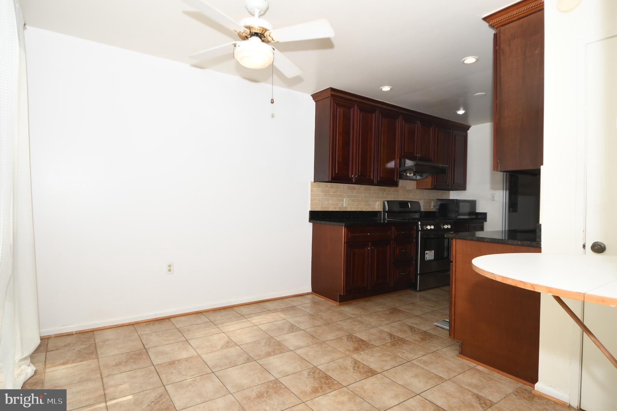 8147 Inverness Ridge Road – photo 5