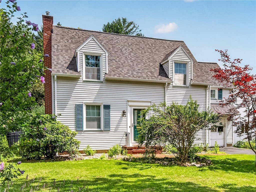 82 Clovercrest Drive – photo 1