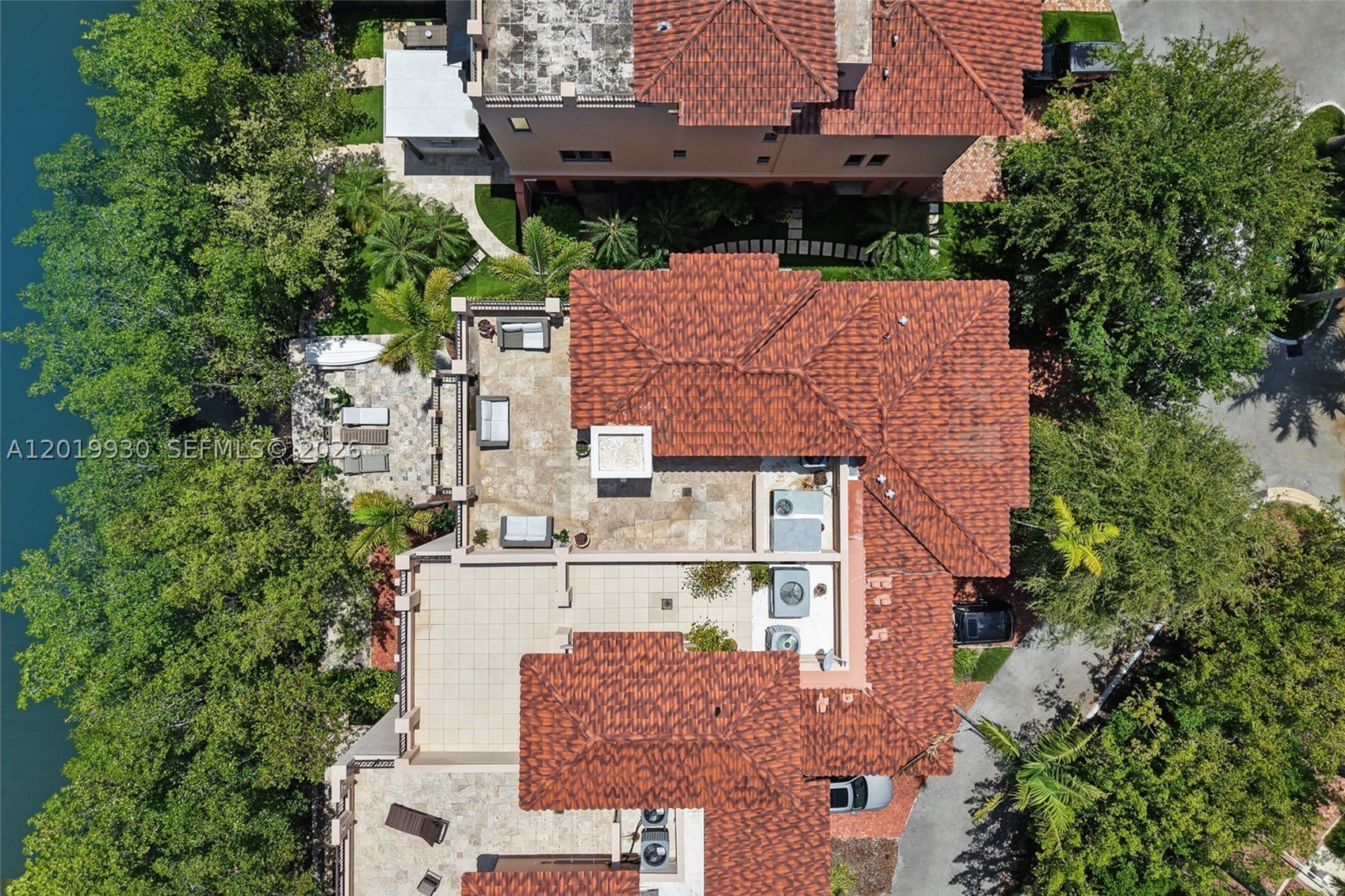 6226 Paradise Point Dr – photo 2
