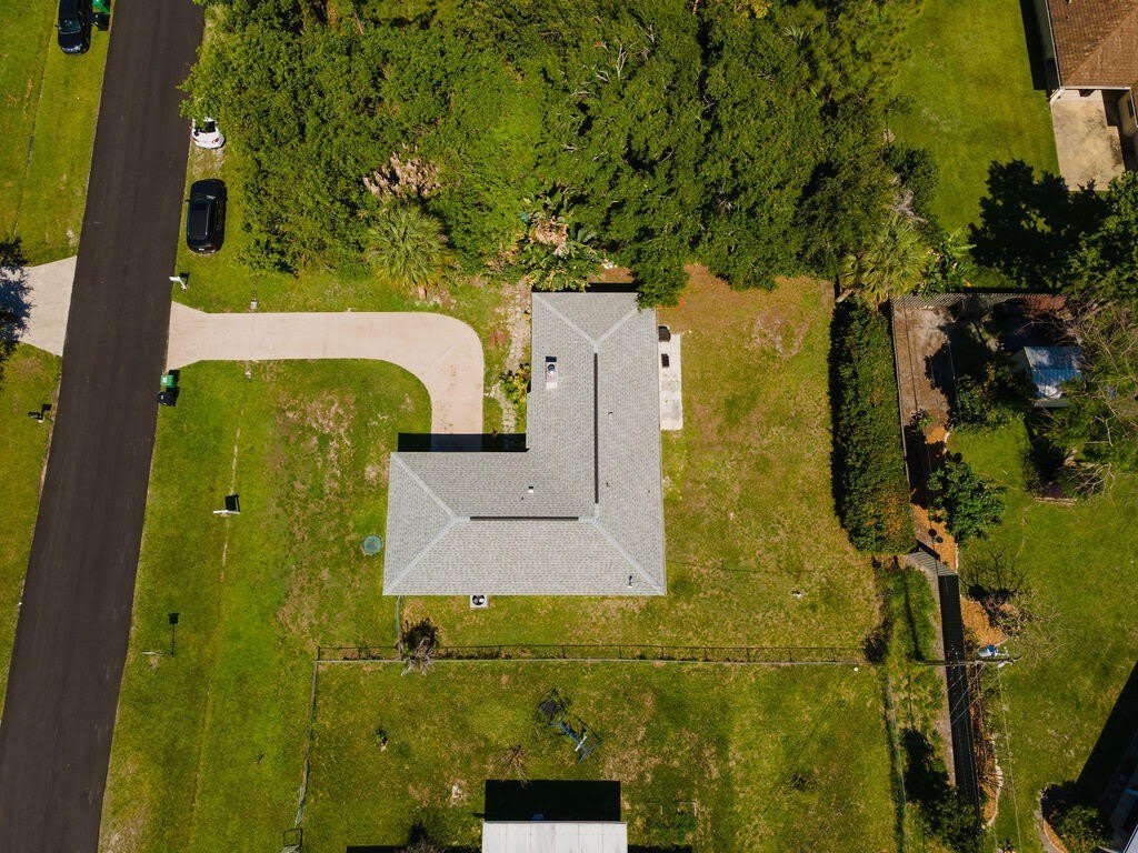1242 SW PARMA Avenue – photo 3