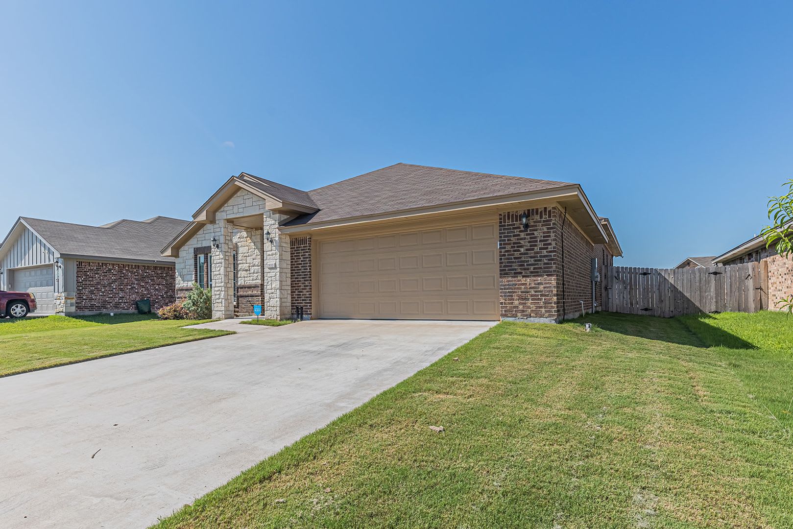 810 Earp Dr, Killeen, TX – photo 2