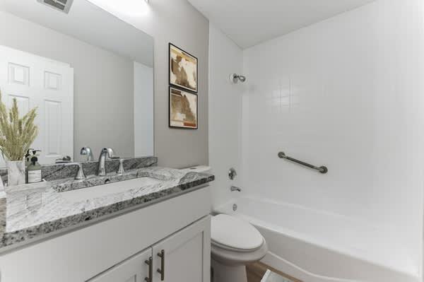 Eagle Rock Apartments at Framingham – photo 5