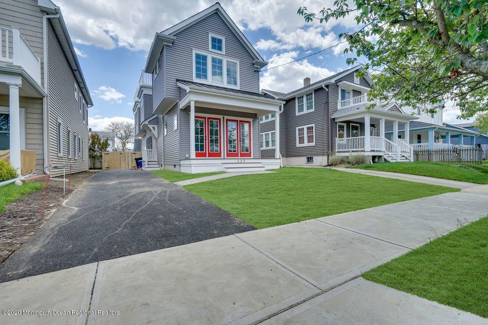 223 16th Avenue – photo 2