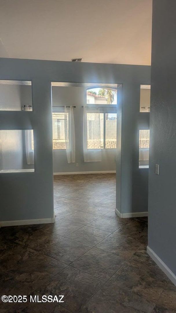 NW Family Home in Great Area – photo 3