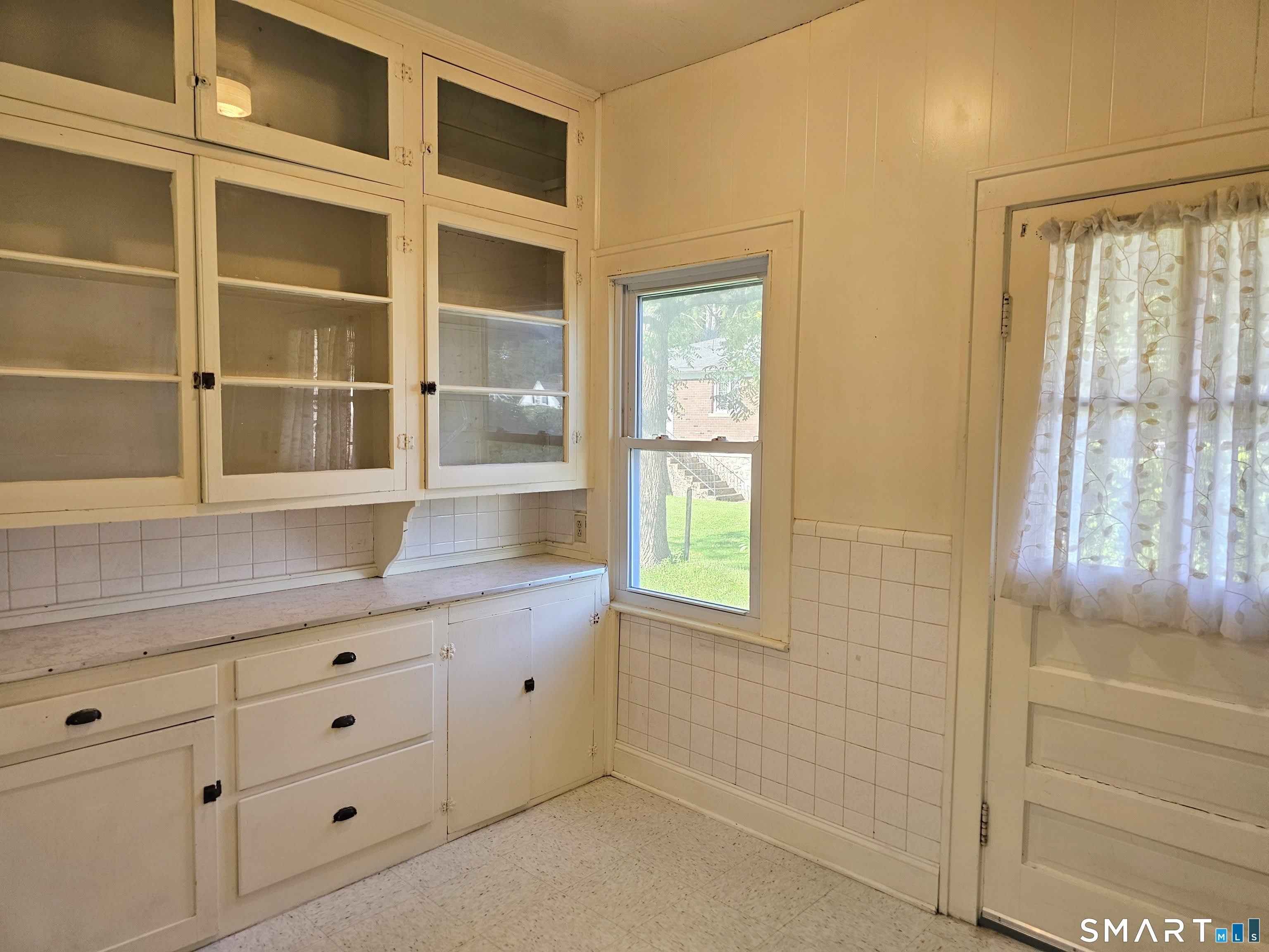 2 Tucker Avenue – photo 2