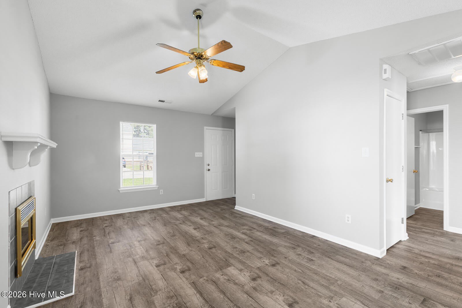 988 W Pueblo Drive – photo 3