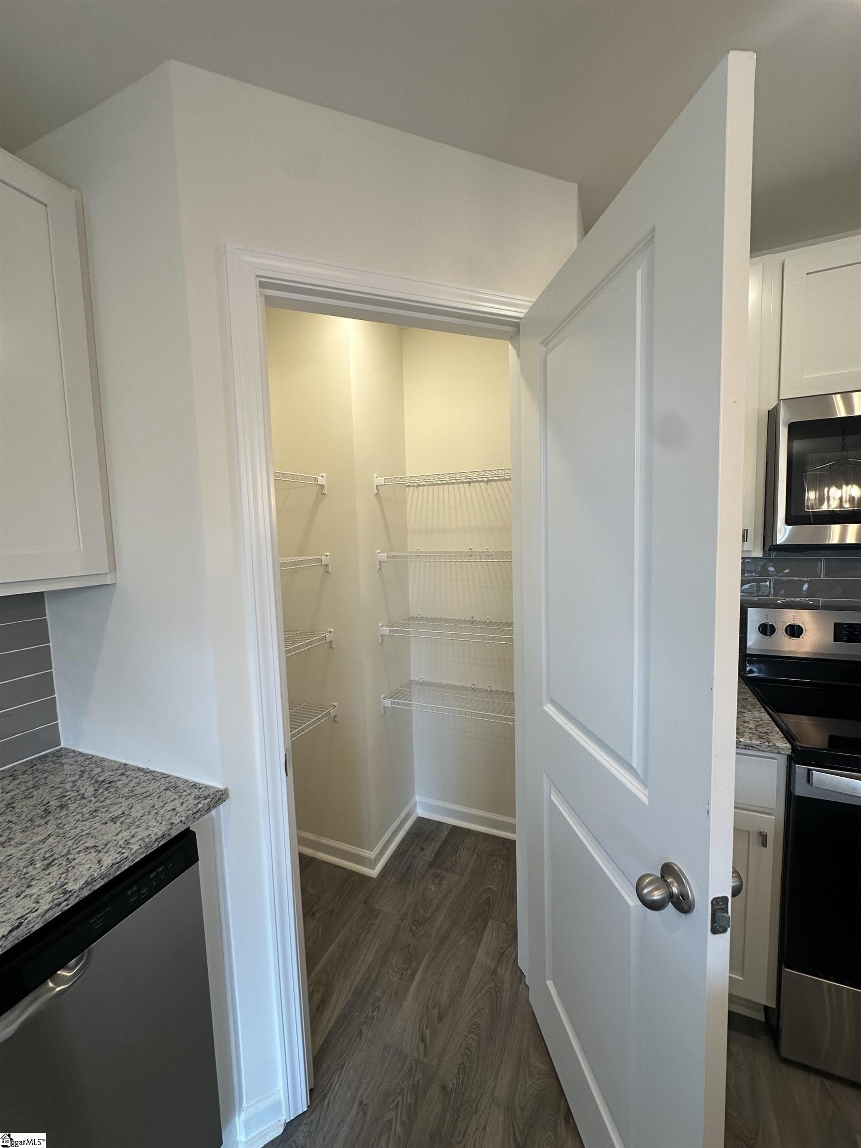 6039 Willutuck Drive – photo 5