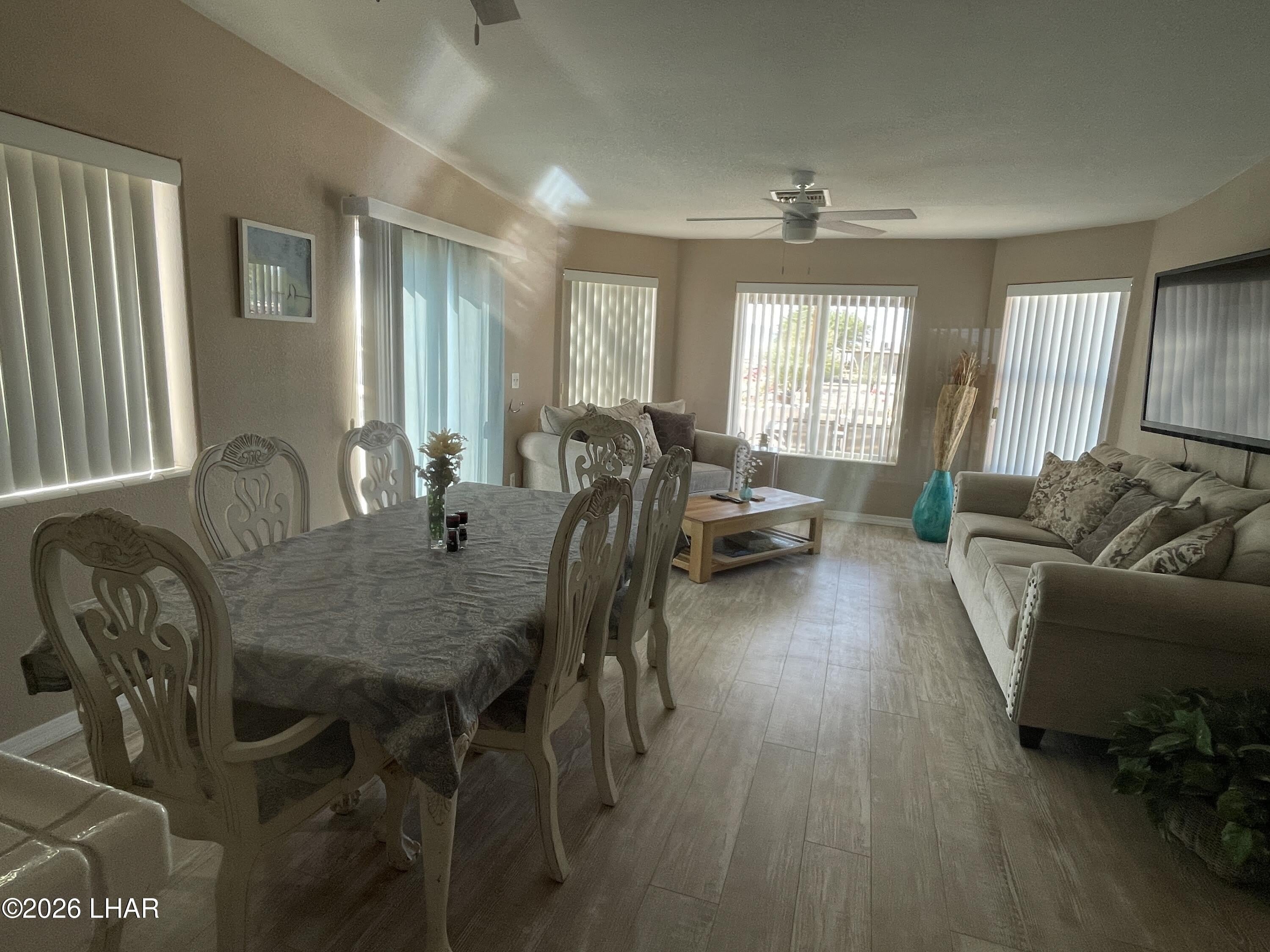 388 Coral Dr – photo 5