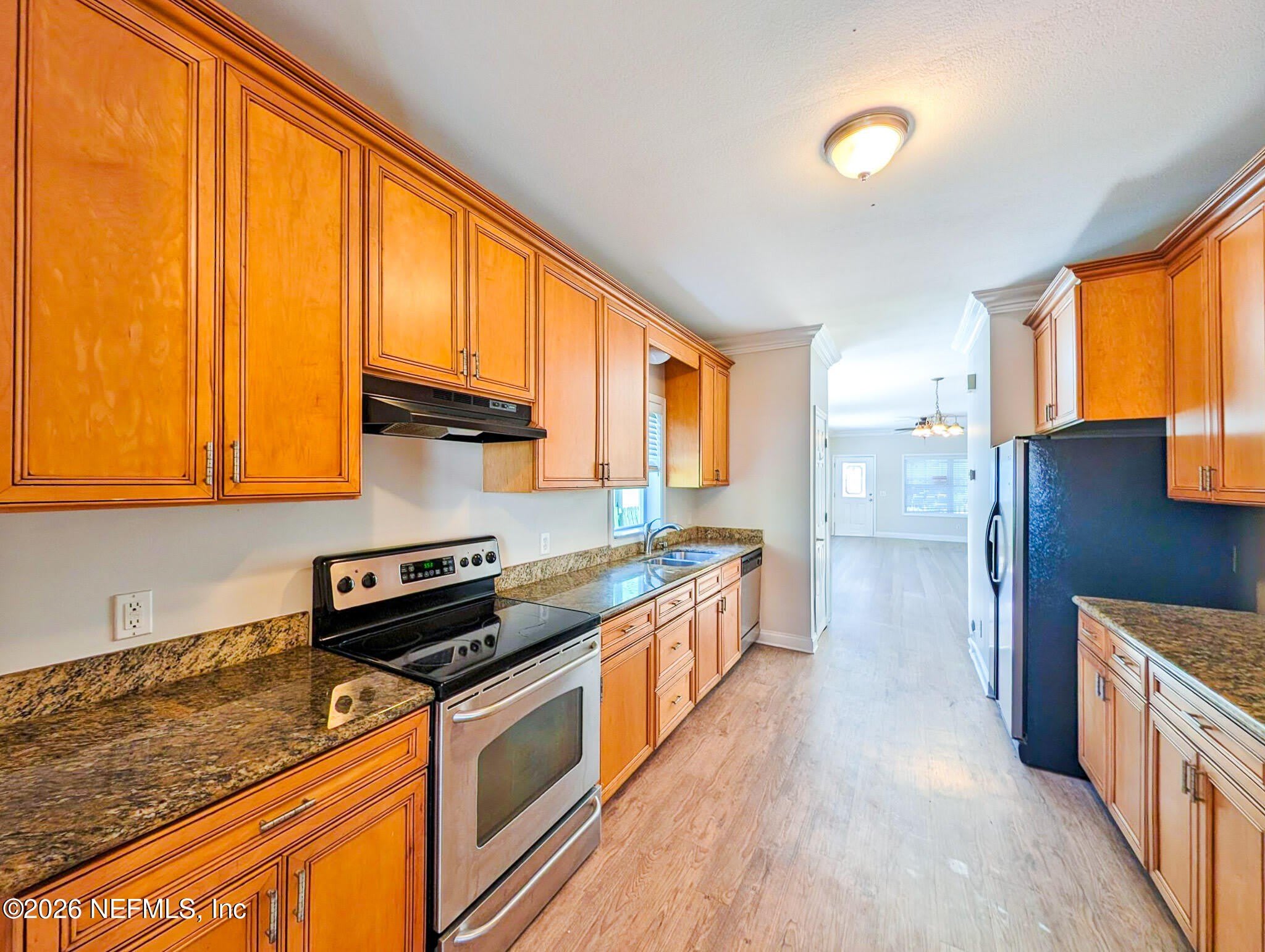 411 3RD Avenue S – photo 2