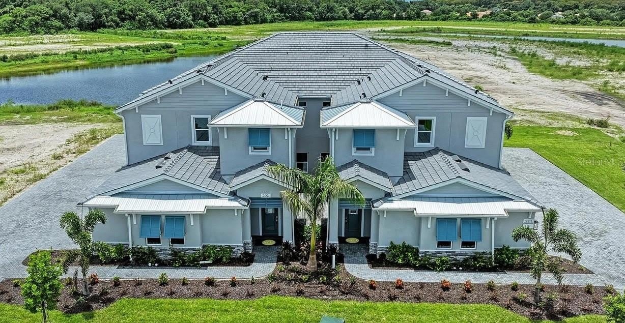 10016 REMBRANDT Way – photo 1