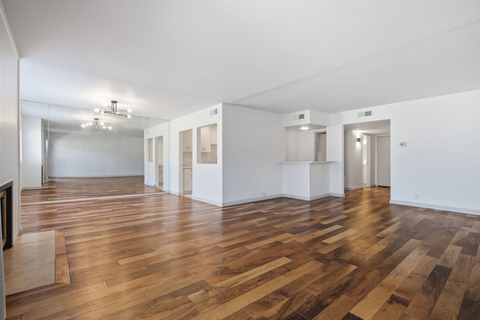 Prime L.A. Location Steps from Beverly Hills – photo 4
