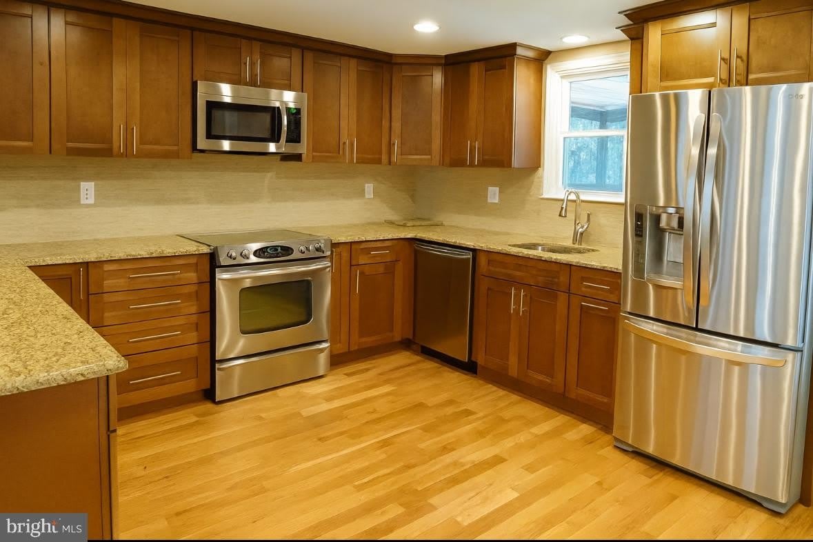 410 W 11TH Avenue – photo 5