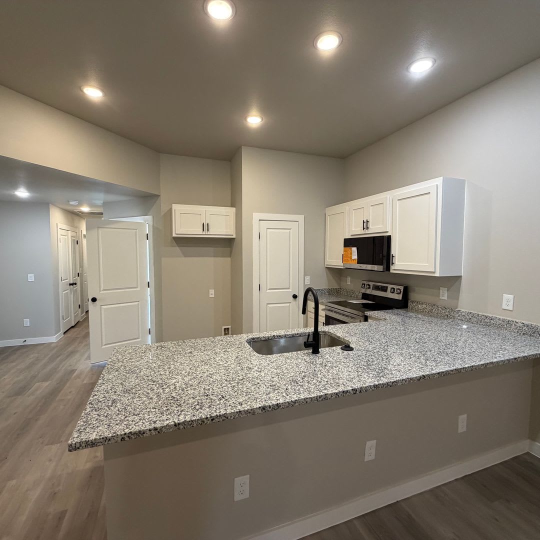 Your New Home Awaits – Brand-New 3 Bed, 2 Bath Duplexes – photo 4