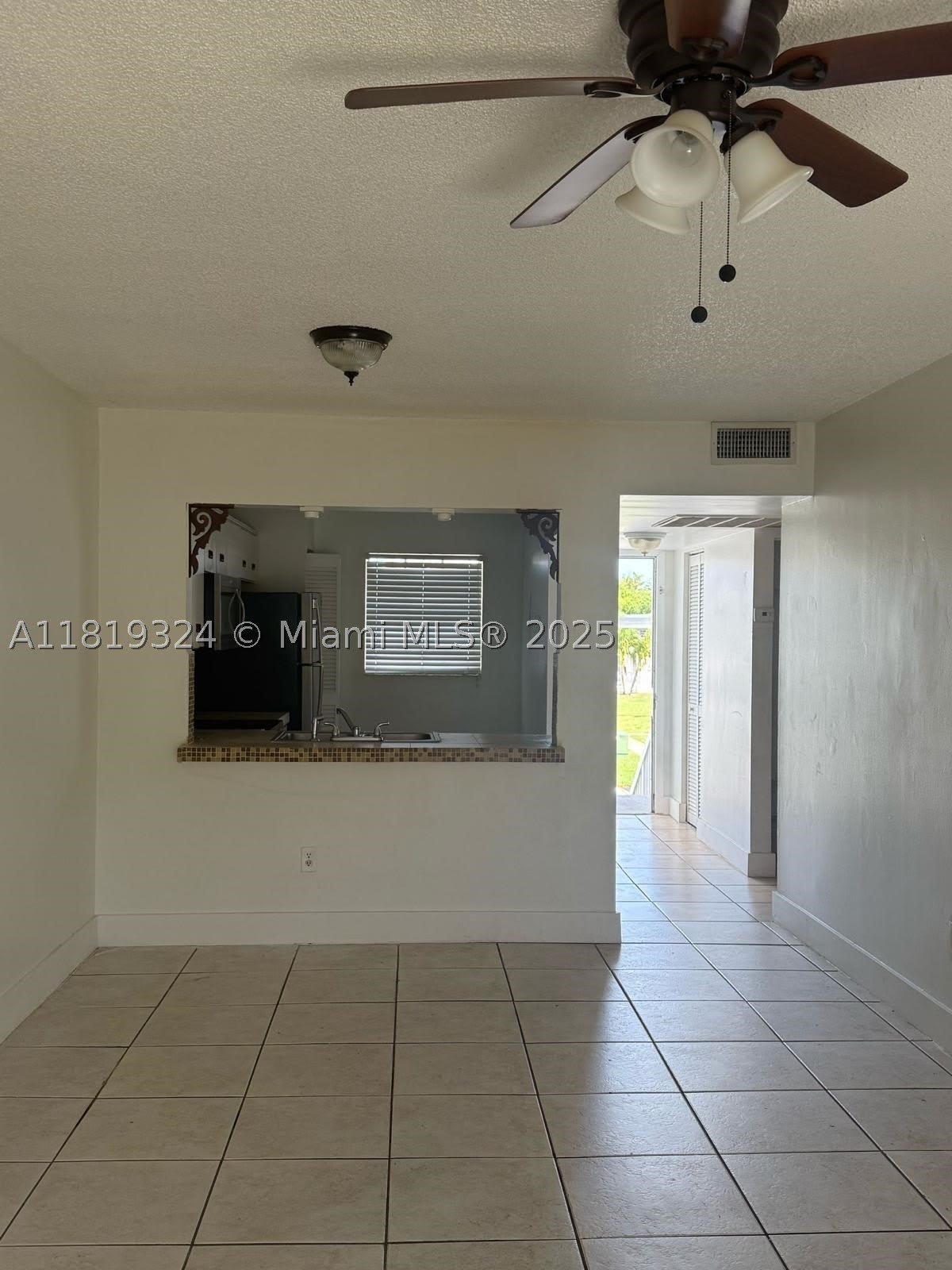 438 NE 210th Cir Ter – photo 5