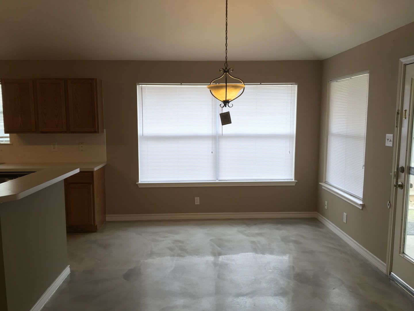 Welcome Home To 824 Crossbranch – photo 5