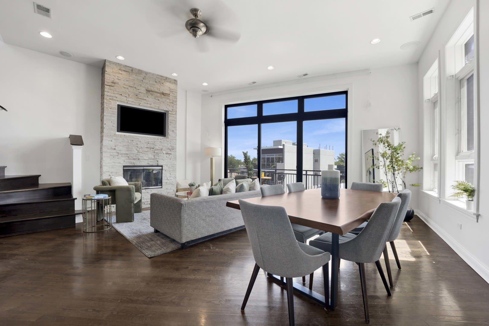 2522 W Chicago Avenue – photo 5