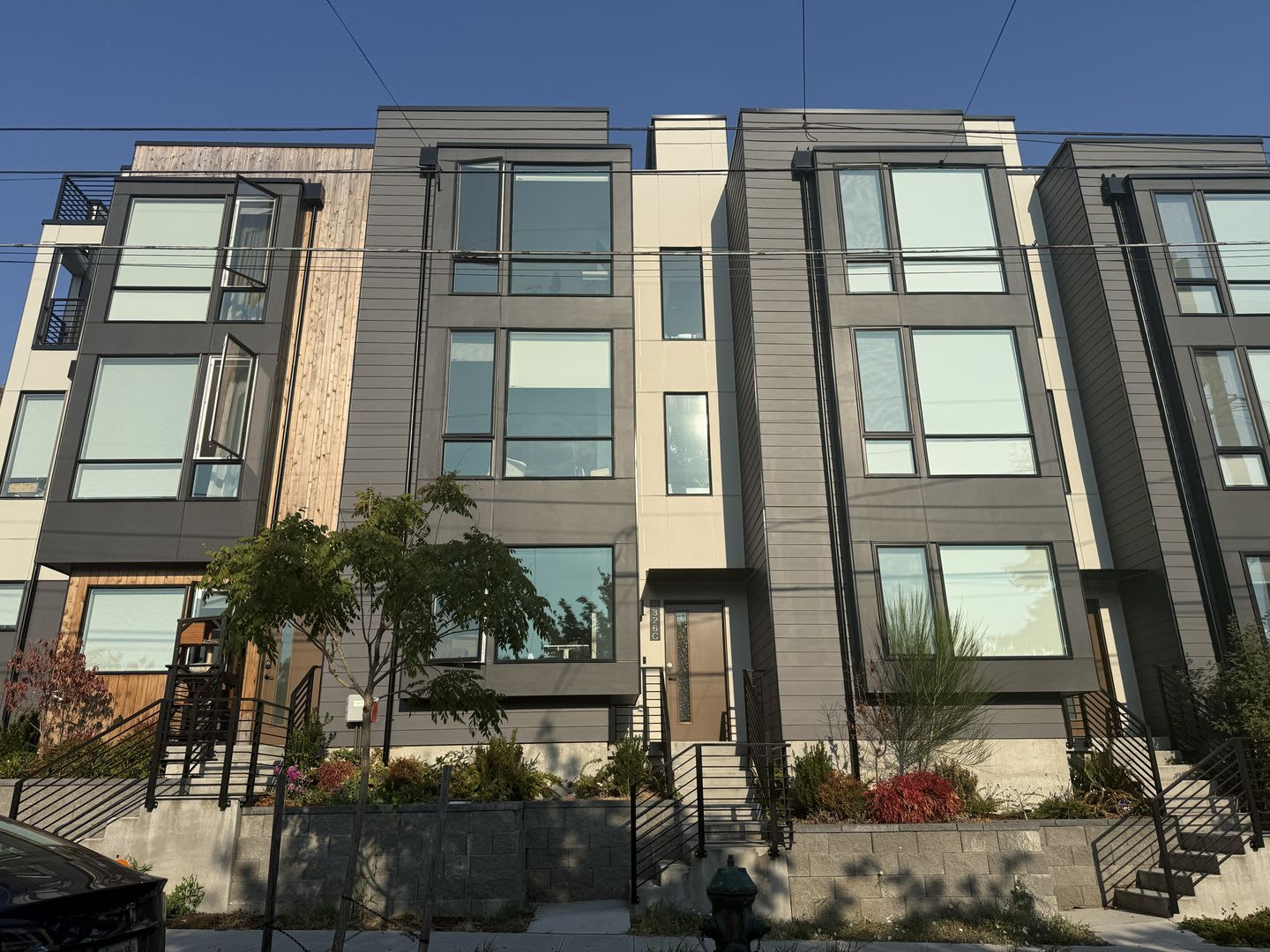 Cozy Seattle Townhome – photo 1