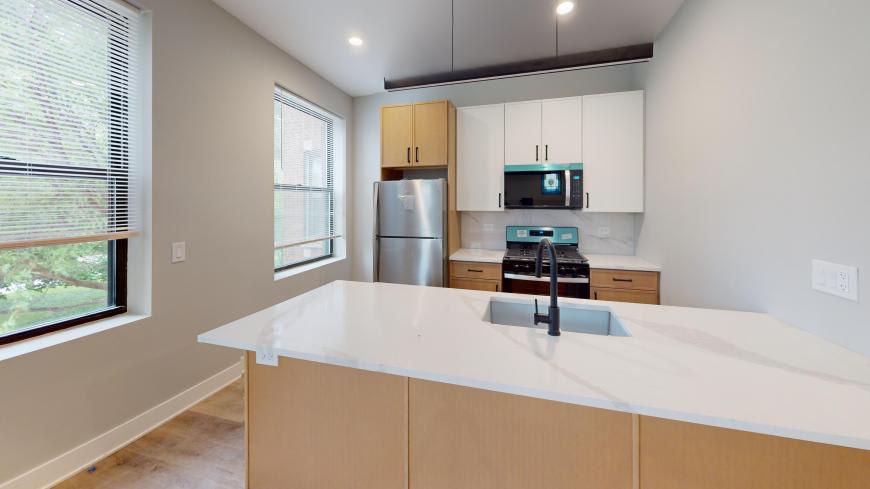 2401 North Kedzie Blvd. – photo 1