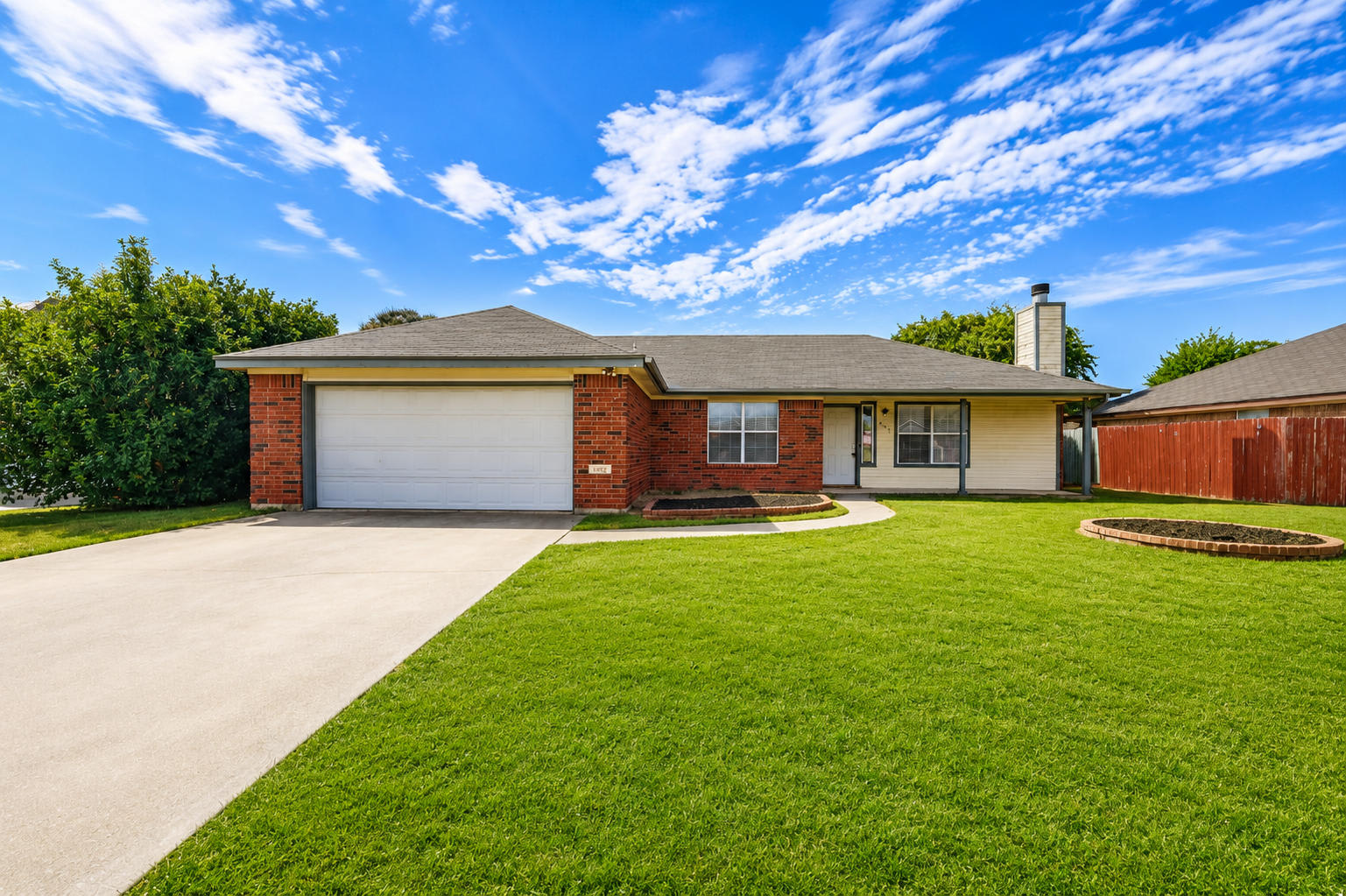 4208 Vicki Dr – photo 1