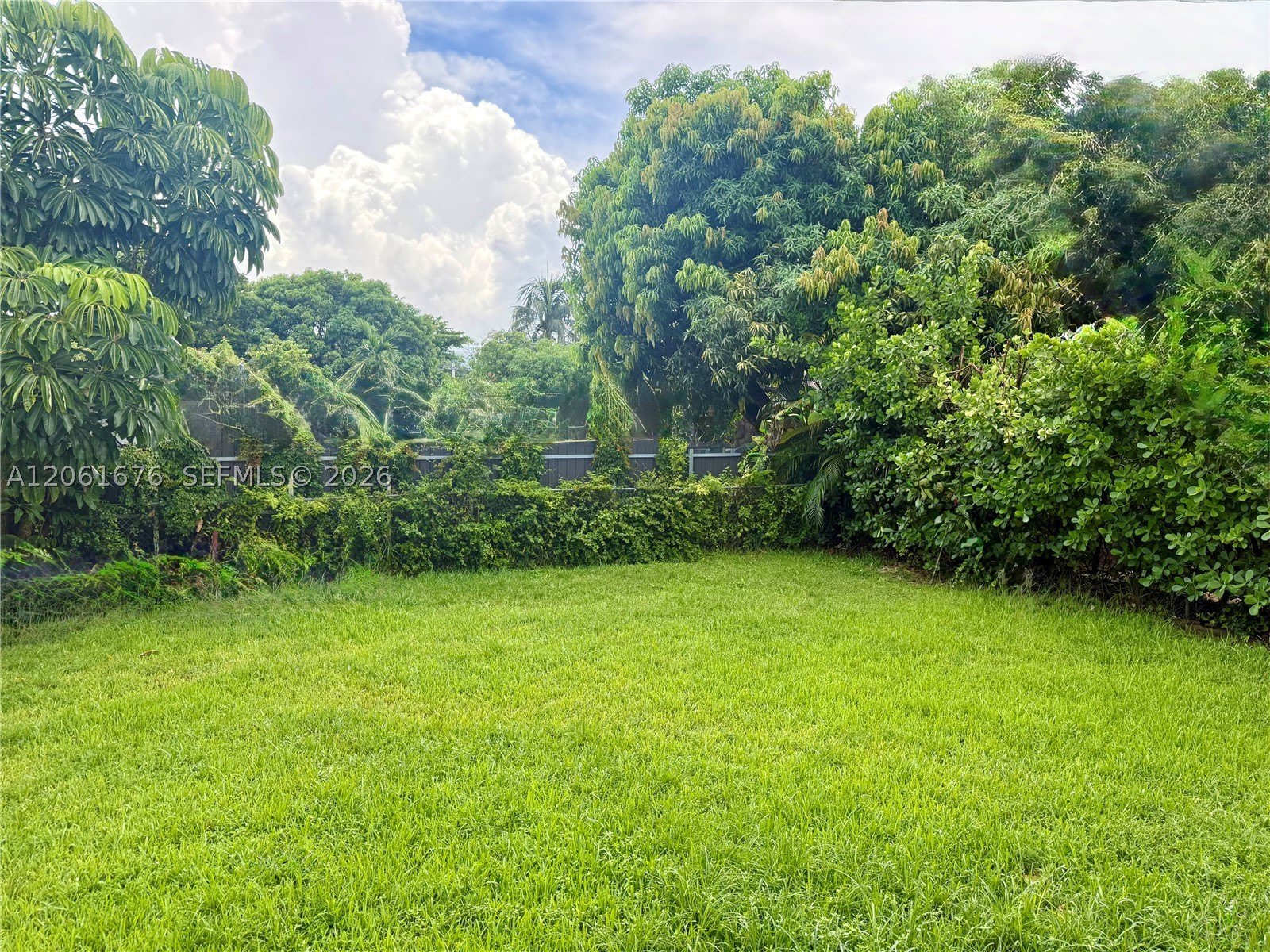 920 SW 9th Ct – photo 4