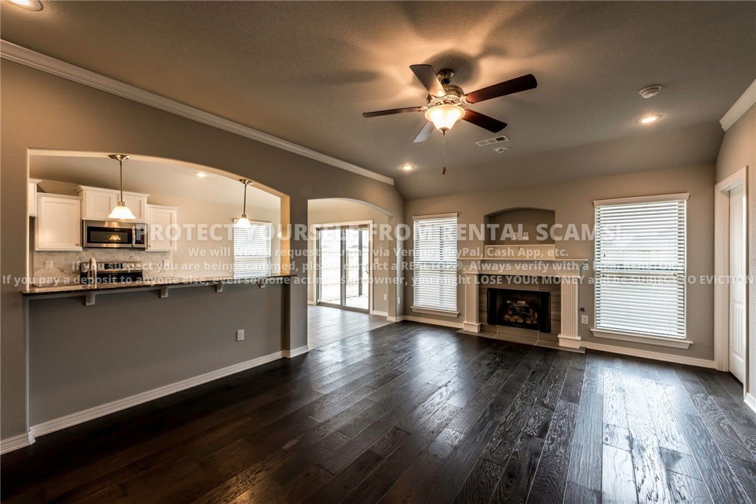 4488 W Wales Drive – photo 3