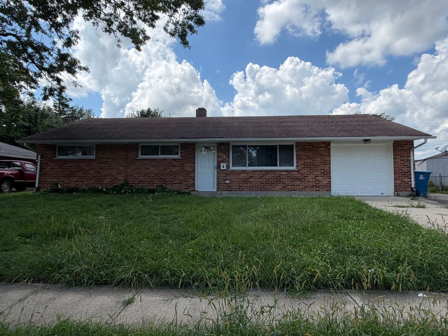 Welcome home to this inviting rental property in Huber Heights – photo 1