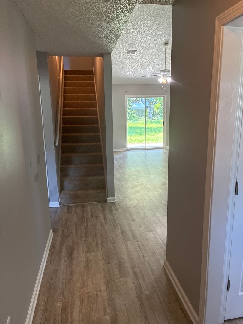 502 Madison Ave – photo 2
