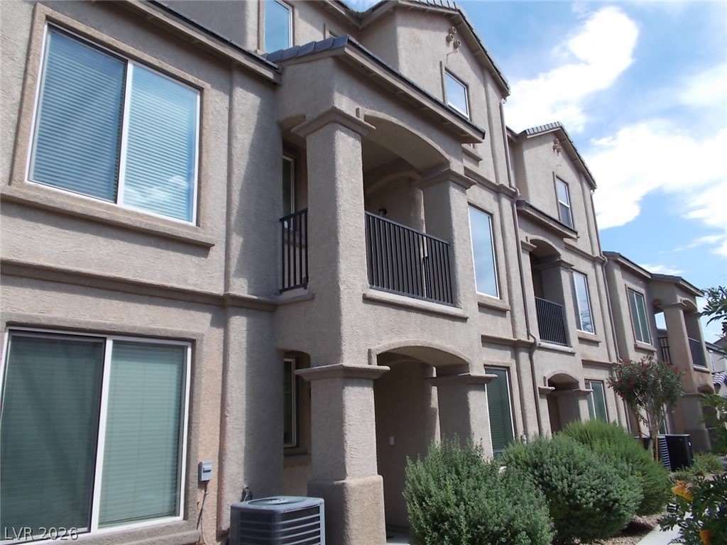4611 Townwall Street – photo 1