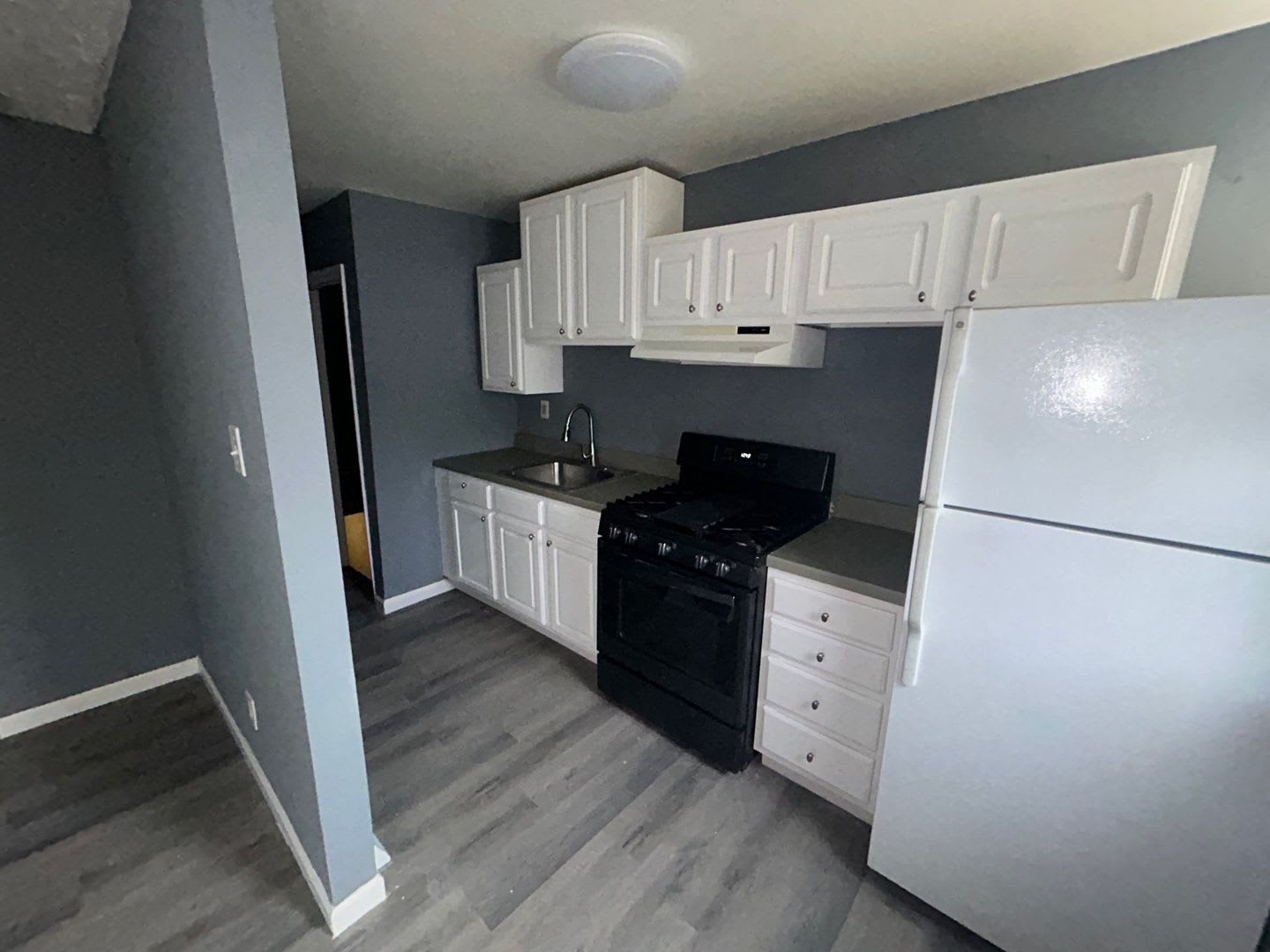 2630 W. Franklin Street – photo 3