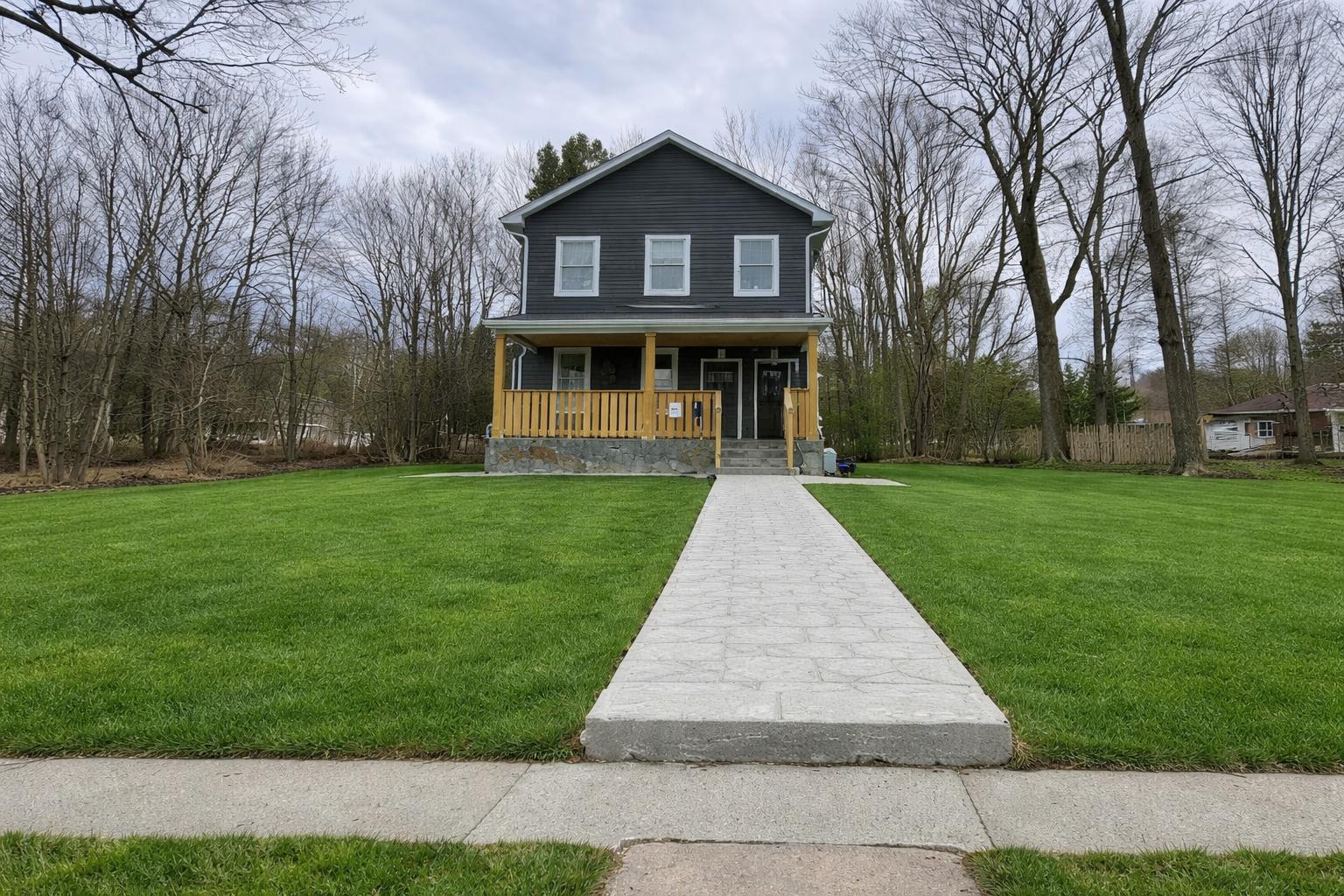 45 Clinton Ave – photo 3
