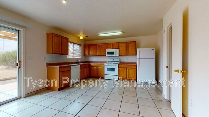 3541 Lavender Meadows Dr NE – photo 5