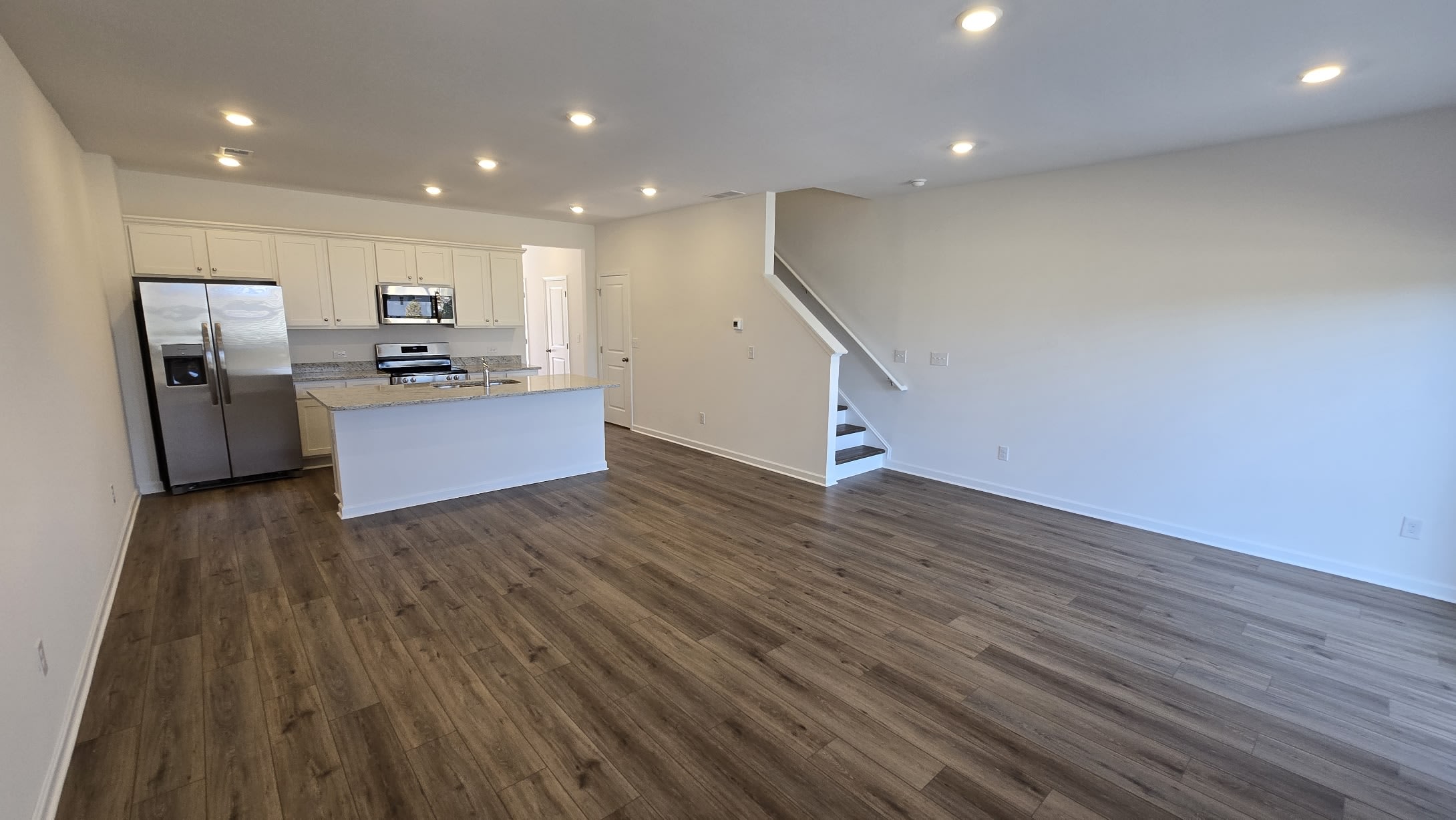 209 Kenoot Drive – photo 2