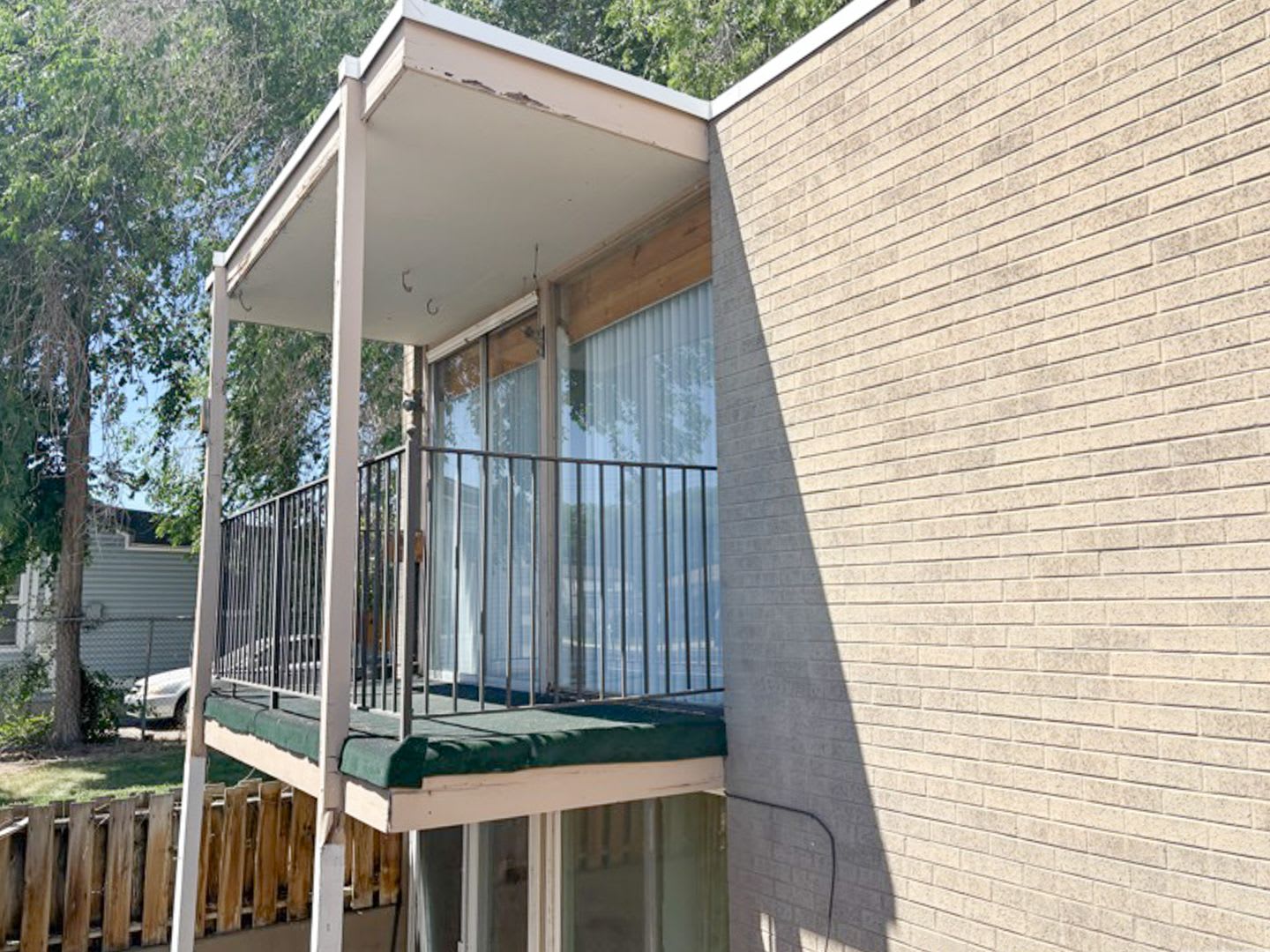 Comfy 2 Bedroom Condo in West Valley – photo 2