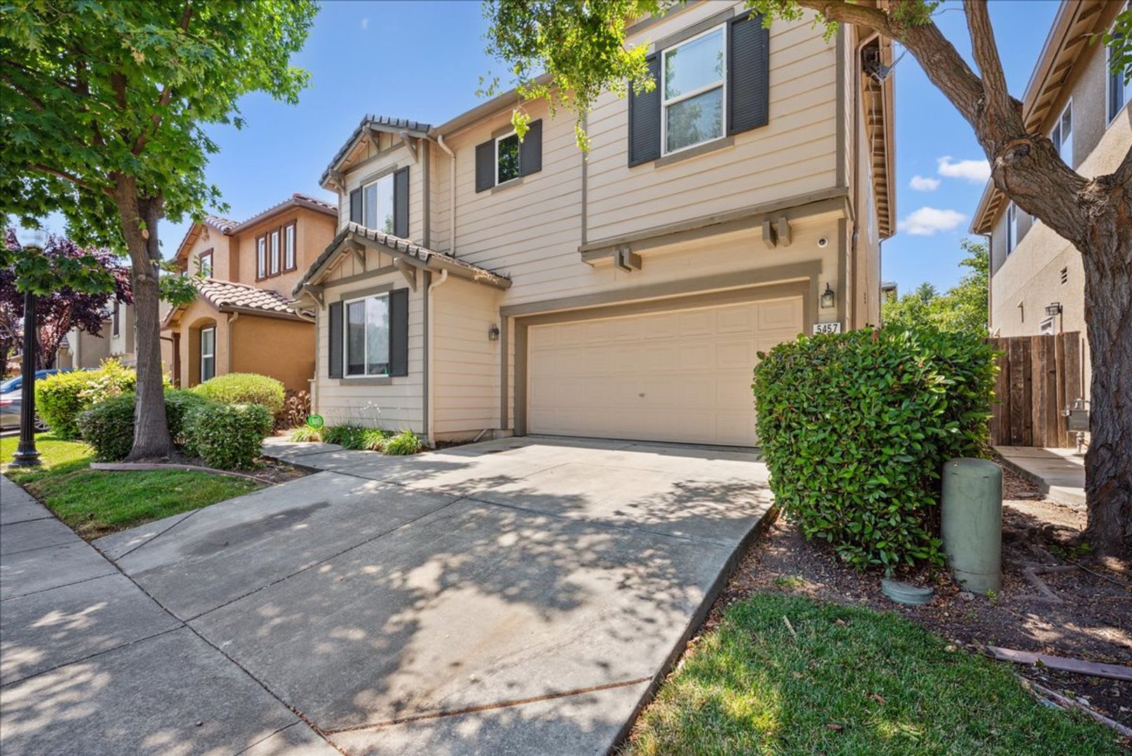 5456 Shennecock Way – photo 2