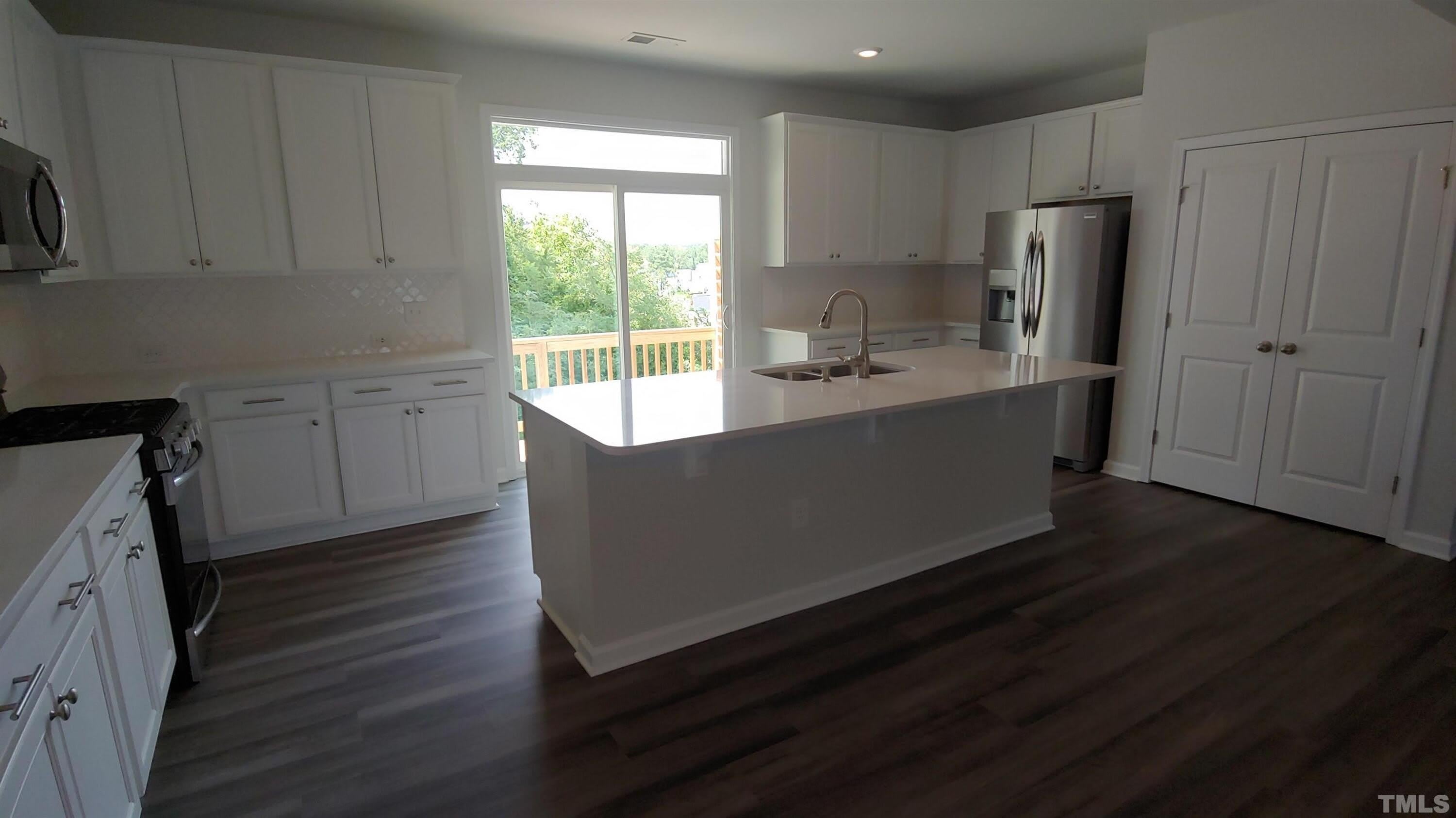 2943 Sunflower Road – photo 2