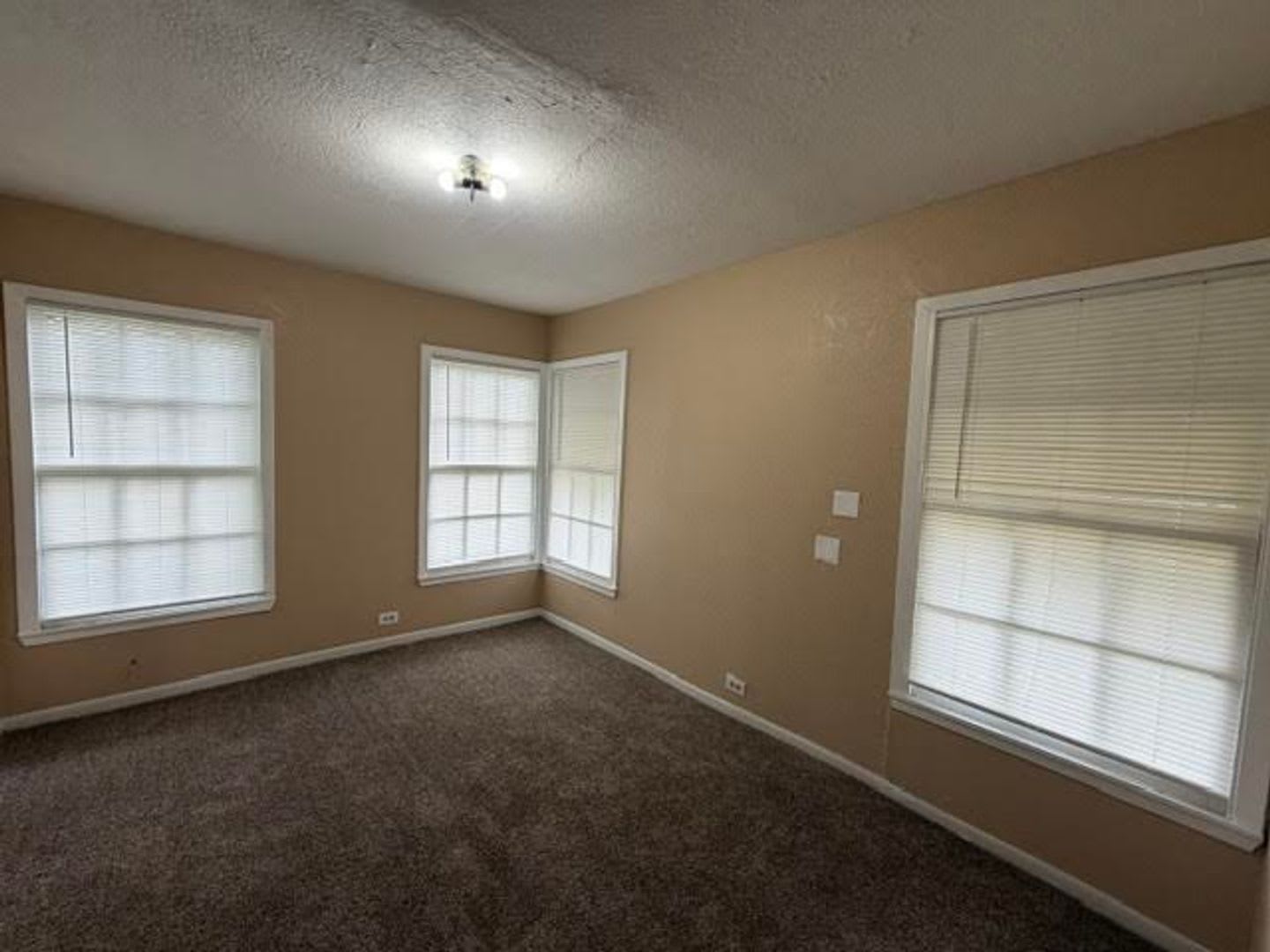 700 S. 24th St – photo 3