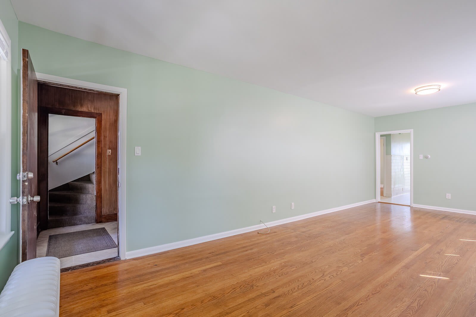 5515 N Monitor Avenue – photo 2