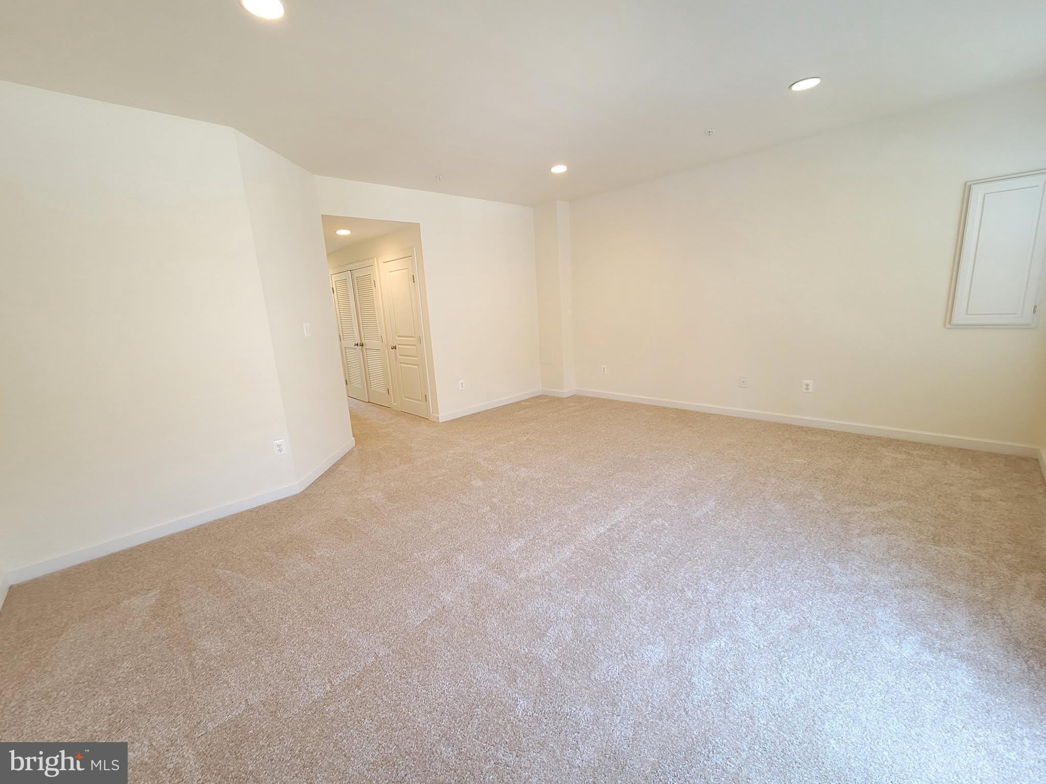 4066 FINSBURY Lane – photo 5