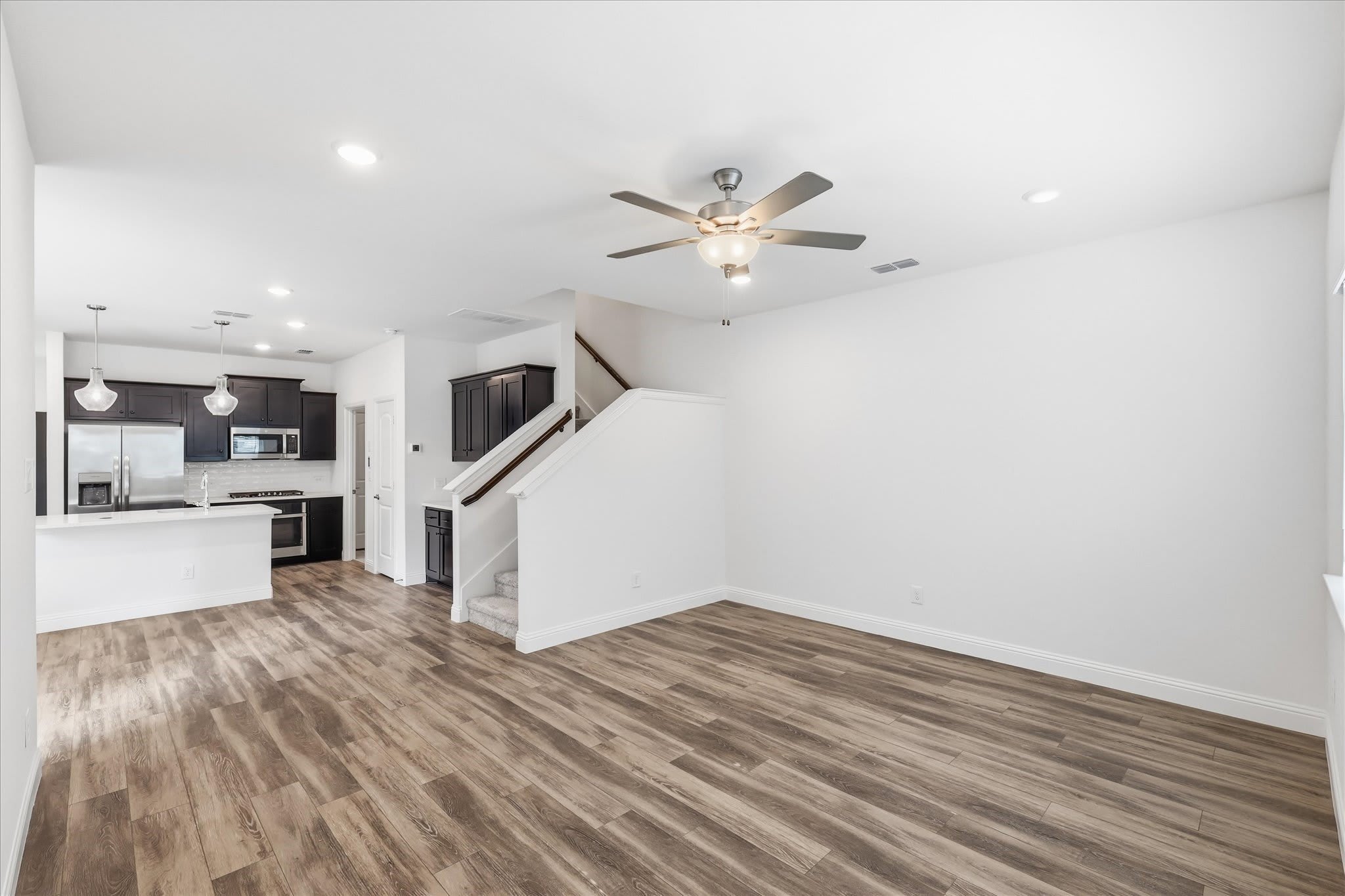 202 Griffith Drive – photo 4