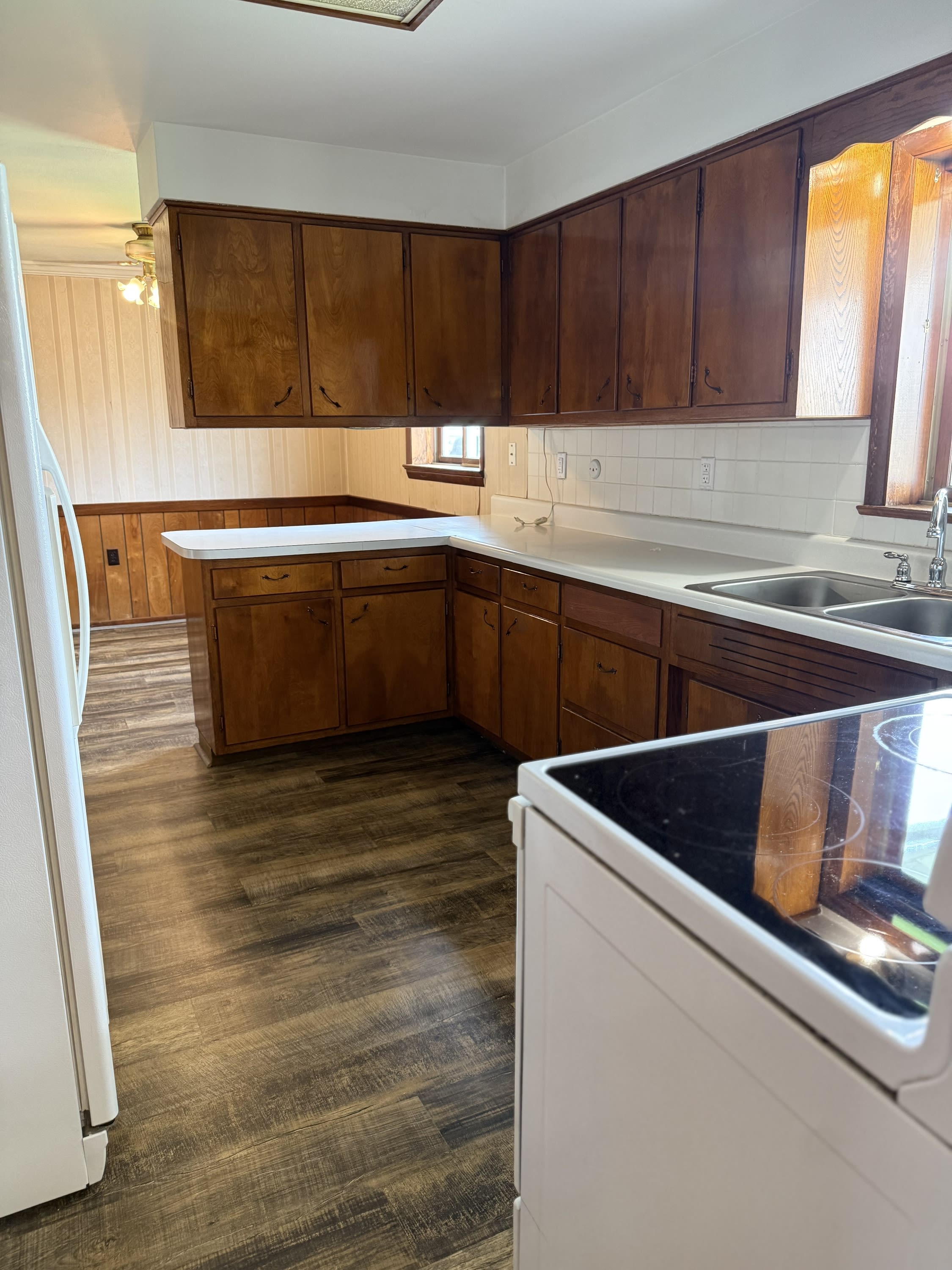 223 James Street – photo 3