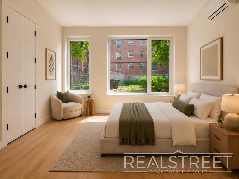729 Rogers Avenue – photo 4