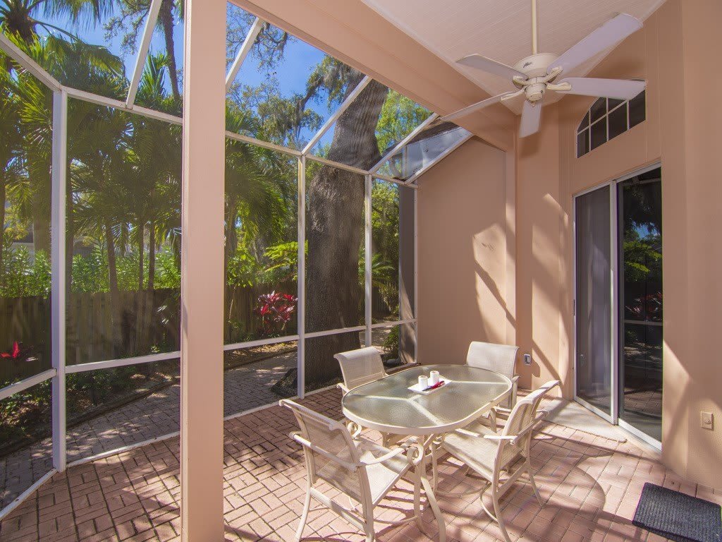 8785 Lakeside Boulevard – photo 1
