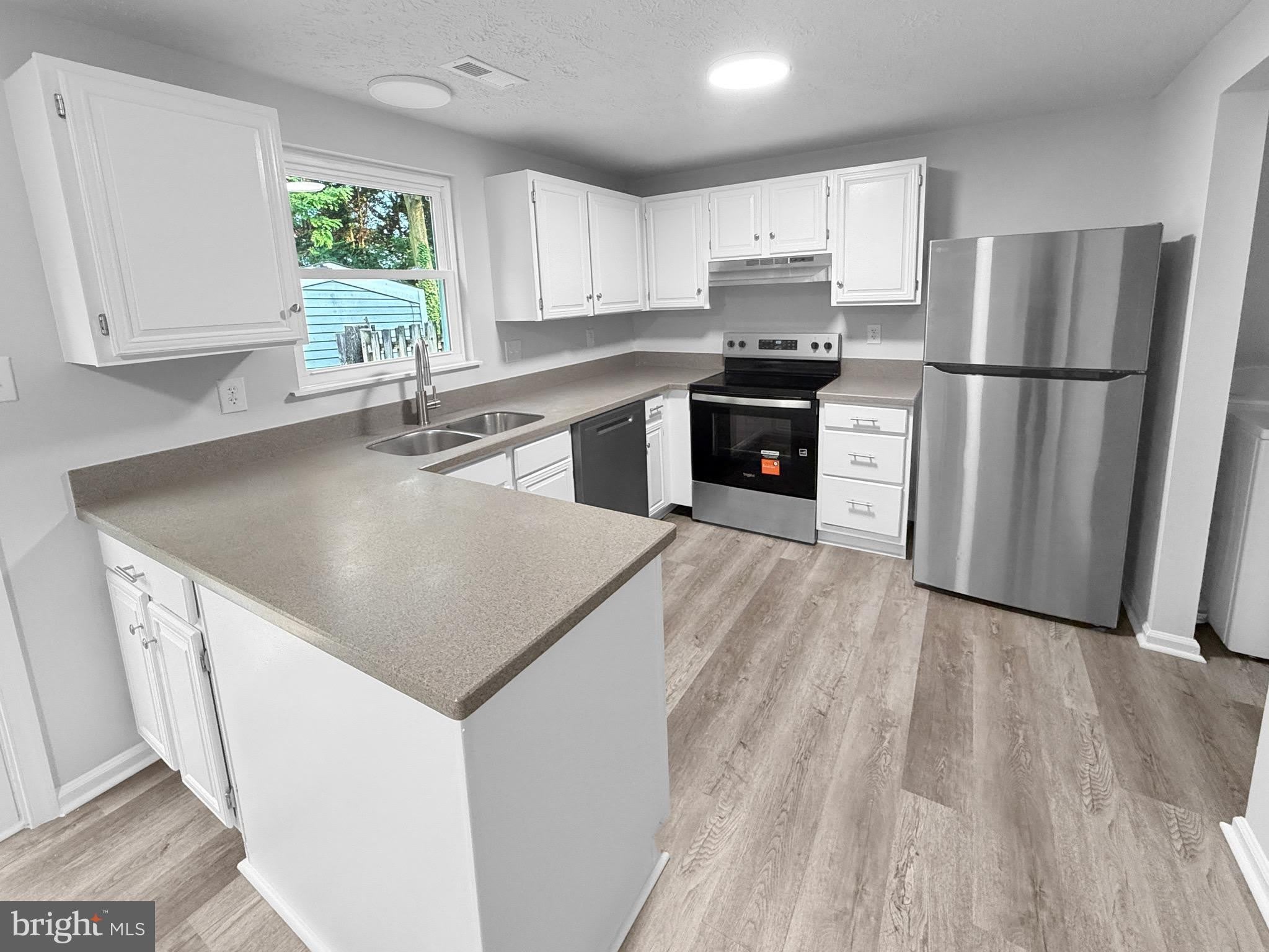 6723 KERNEL Court – photo 2