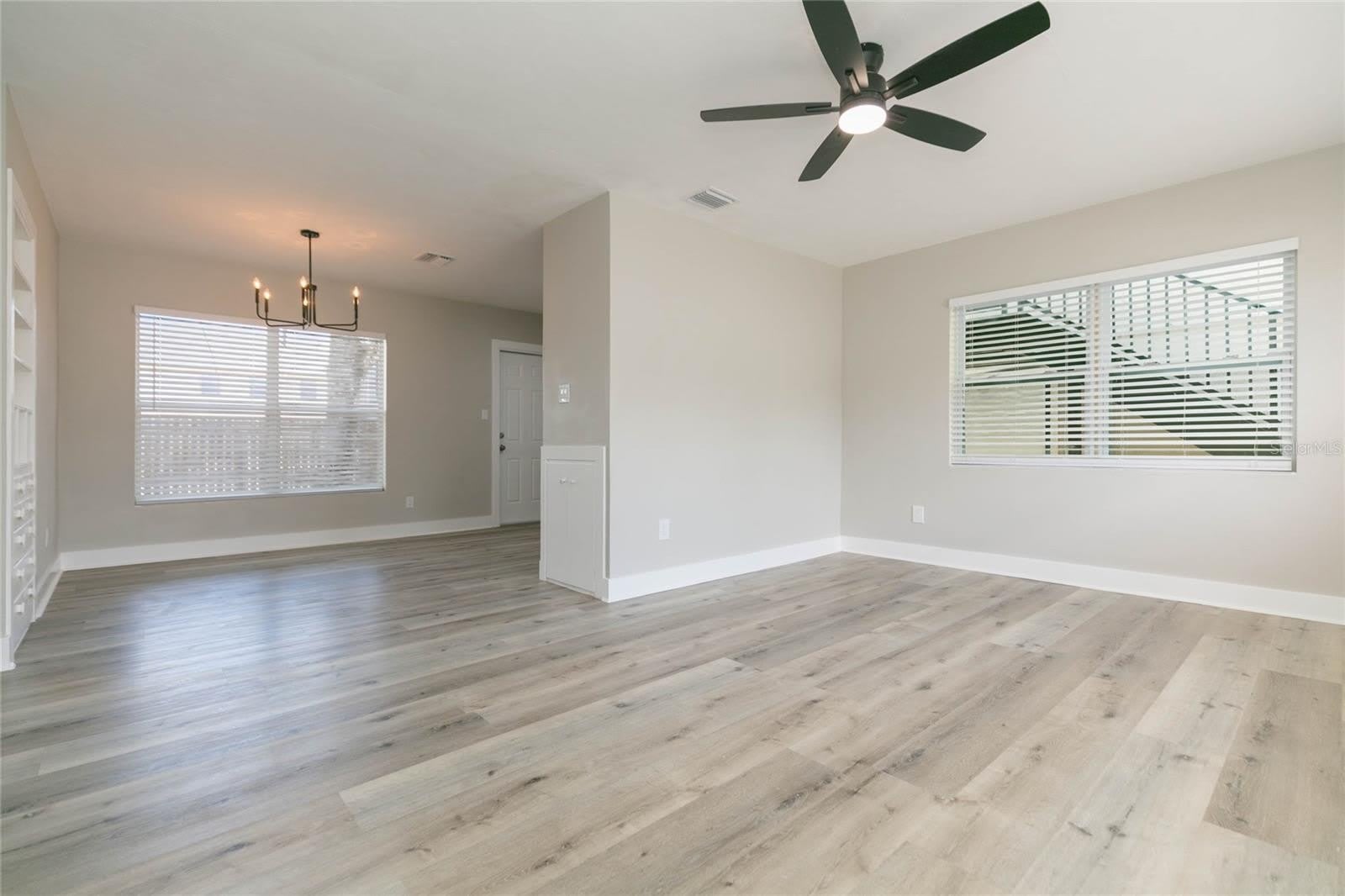 2600 52Nd Avenue N – photo 3