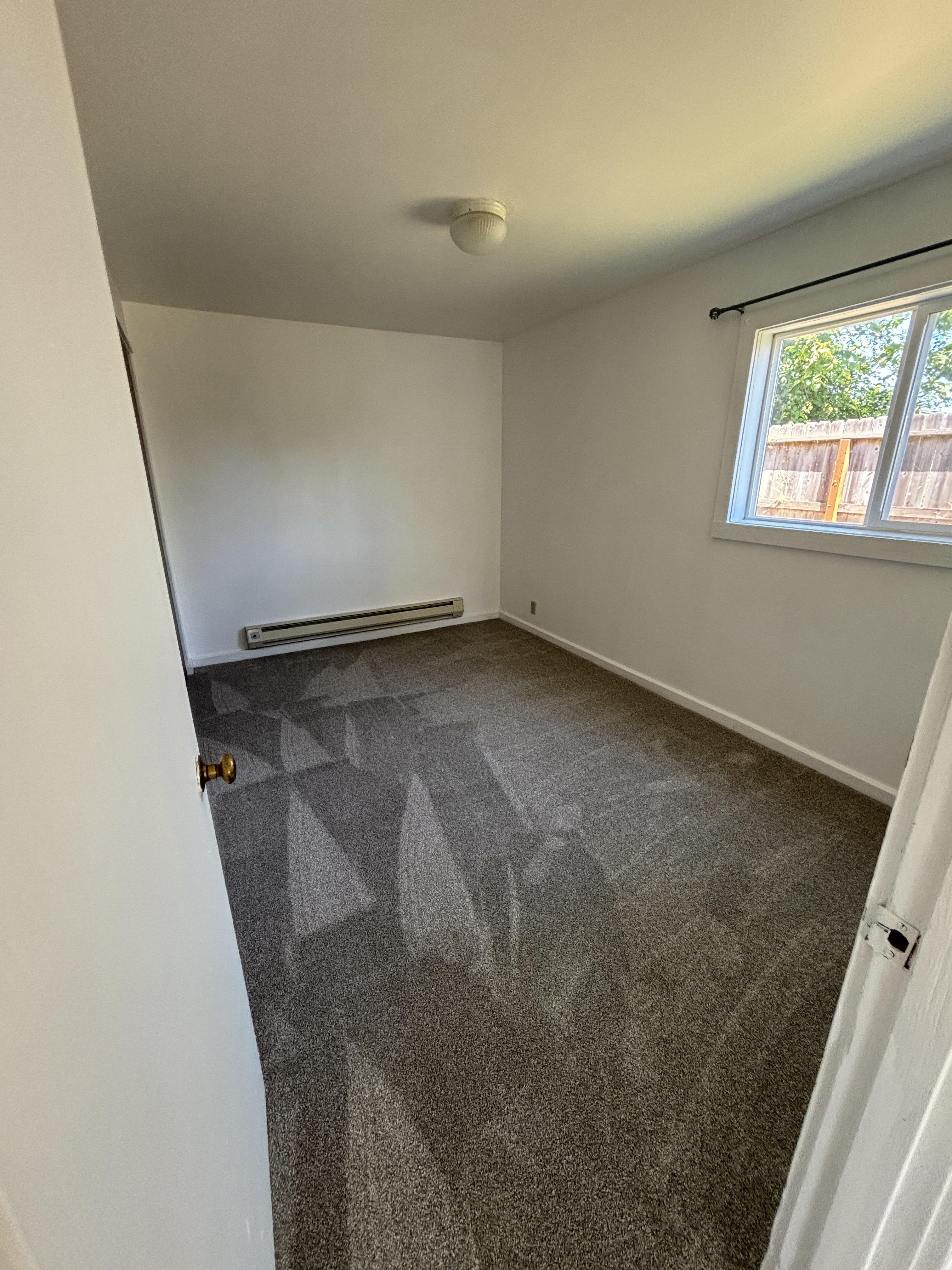 2364 Redwood Ave – photo 3