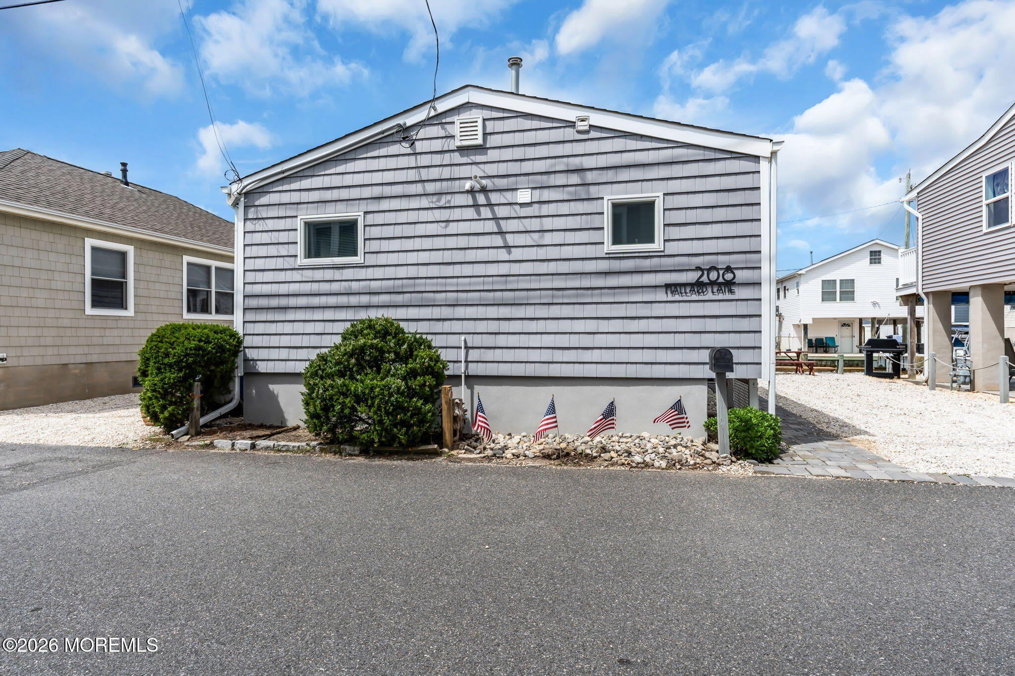 208 Mallard Lane – photo 4