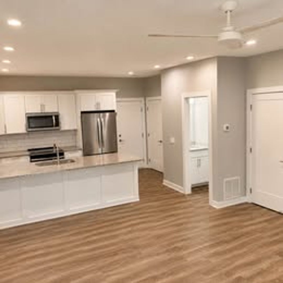 1011 Polk St – photo 2