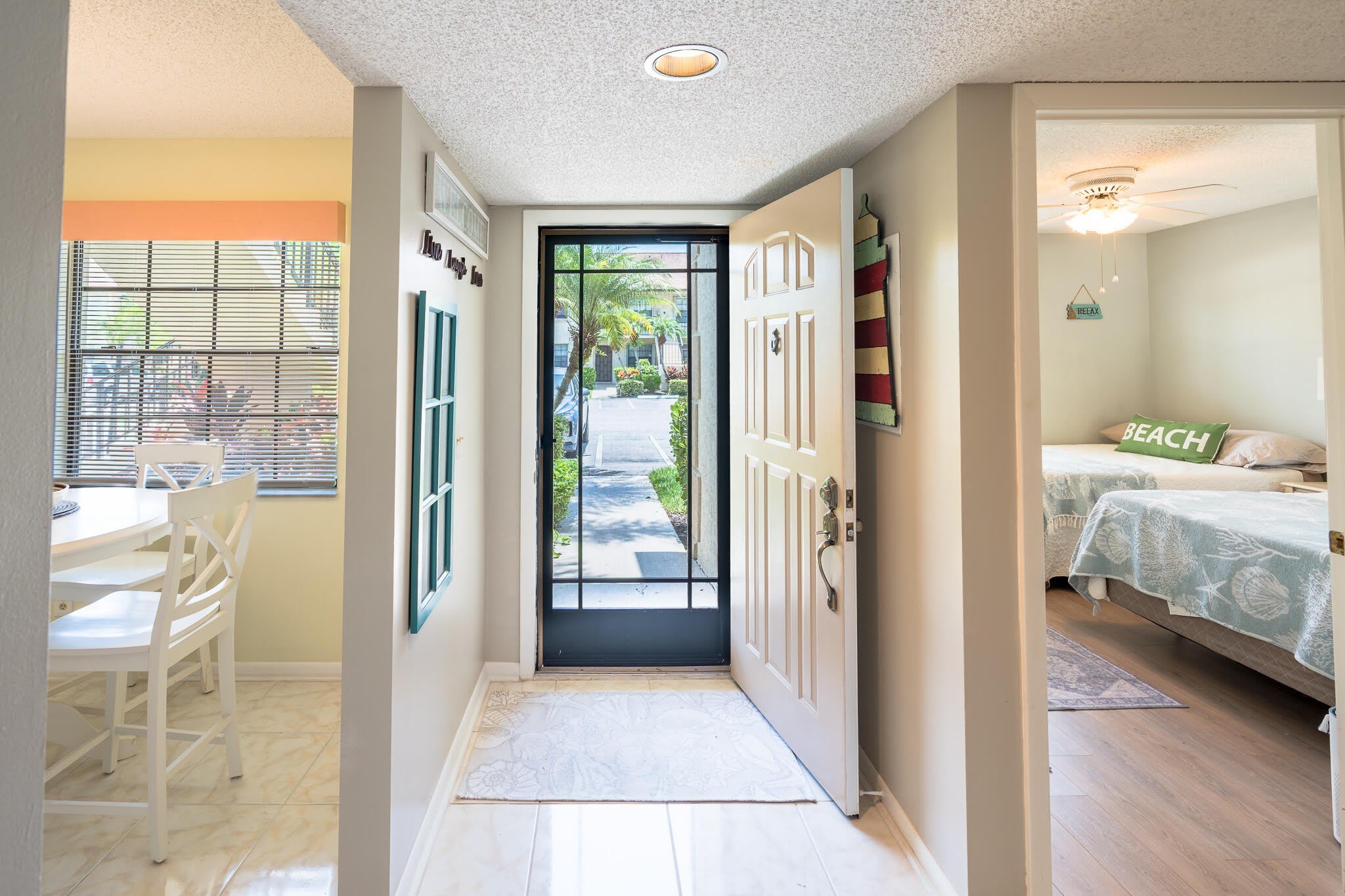 1401 PINECREST Circle – photo 1