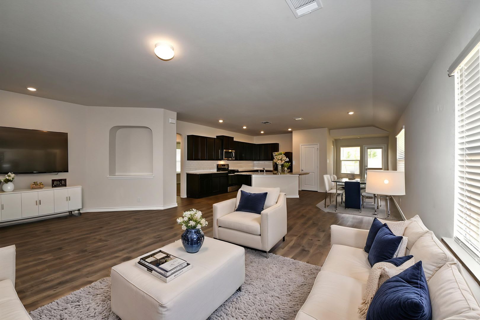 4 Bedrooms – photo 5